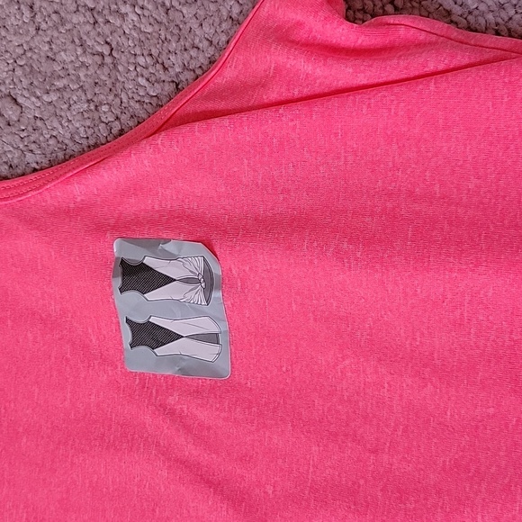 Marika Sports Top - Picture 2 of 7